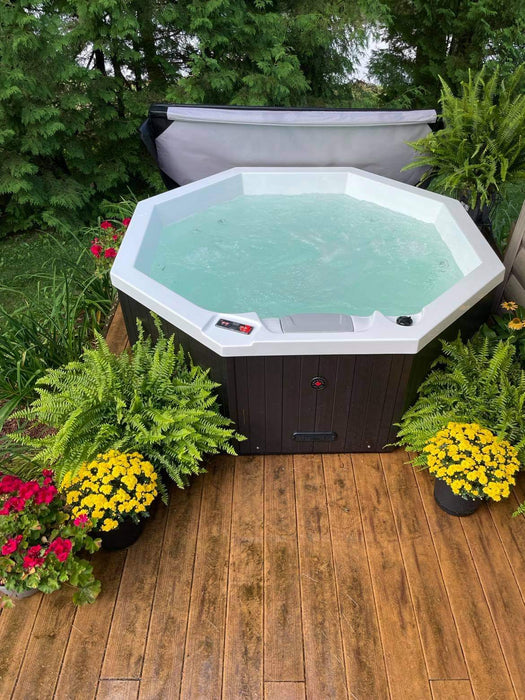 Canadian Spa Muskoka 5-Person 14-Jet Portable Hot Tub (KH-10096)