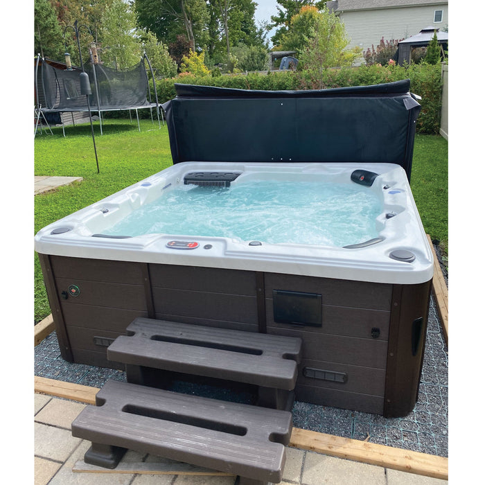 Canadian Spa Toronto SE 6 Person 44 Jet Hot Tub (KH-10143)