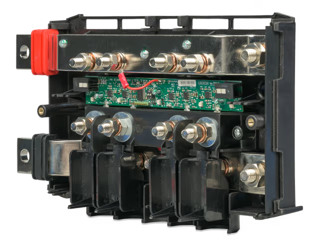 Victron Lynx Distributor (M10) – DC Power Distribution Busbar with Fuse Monitoring | RV, Marine & Solar Systems
